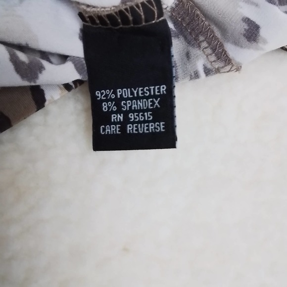 Rafaela Casual Blouse Size Small‎ in Leopard Print - Picture 10 of 11